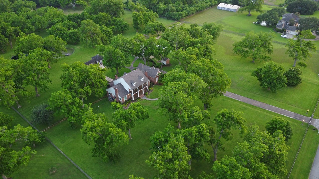 3706 Maranatha Dr