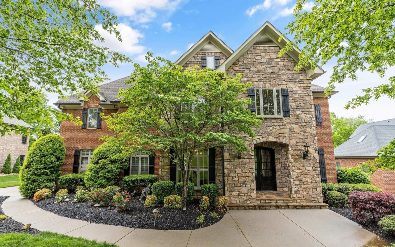 Wallace Luxury Spotlight | 1609 Wembley Hills Road Knoxville, TN 37922