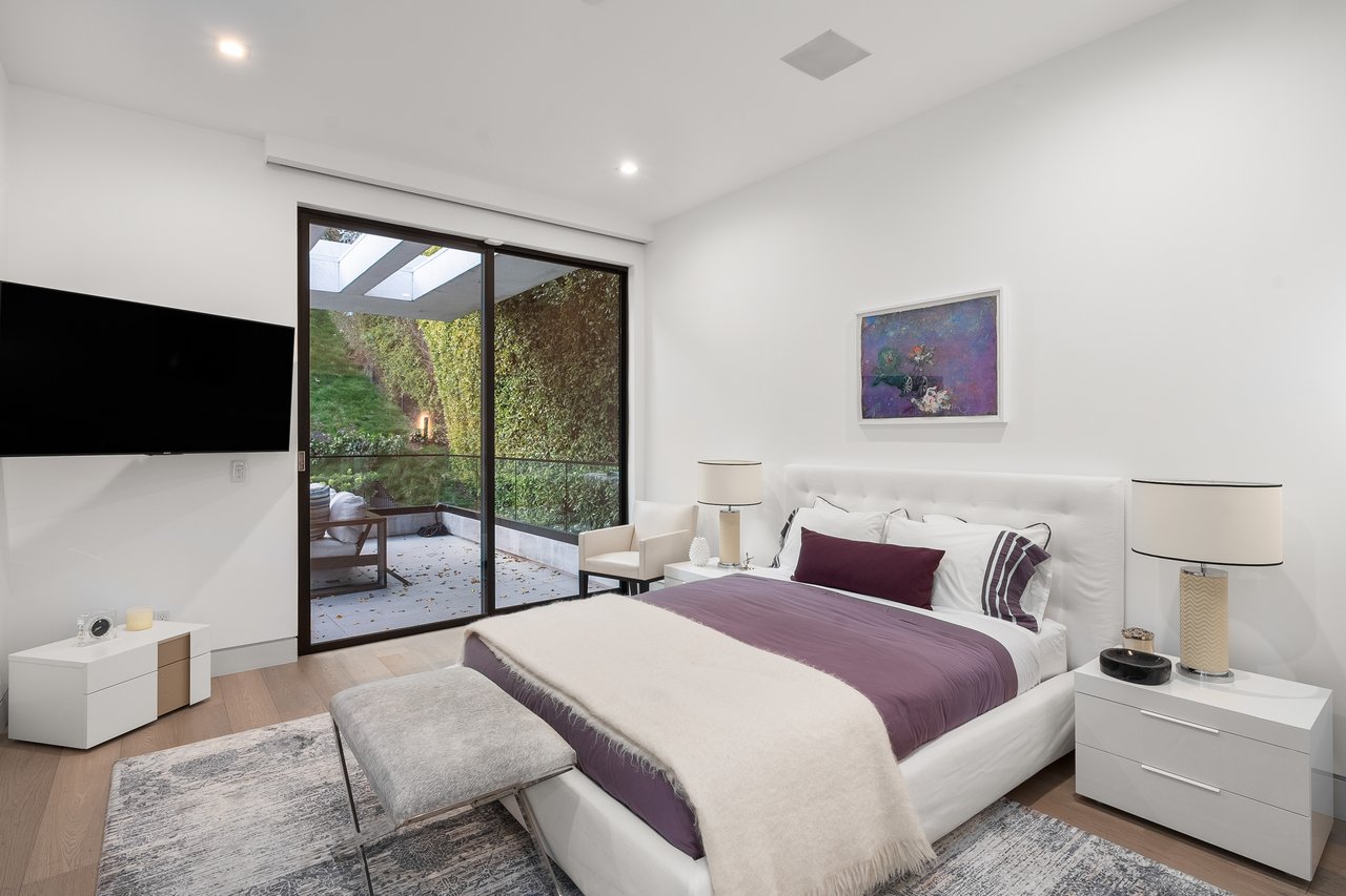 1527 Rising Glen Rd, Sunset Strip