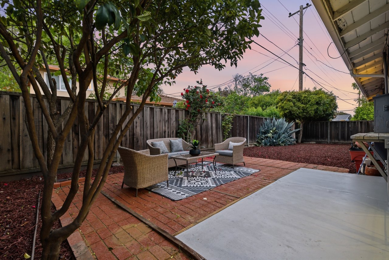 3240 Santa Maria Avenue