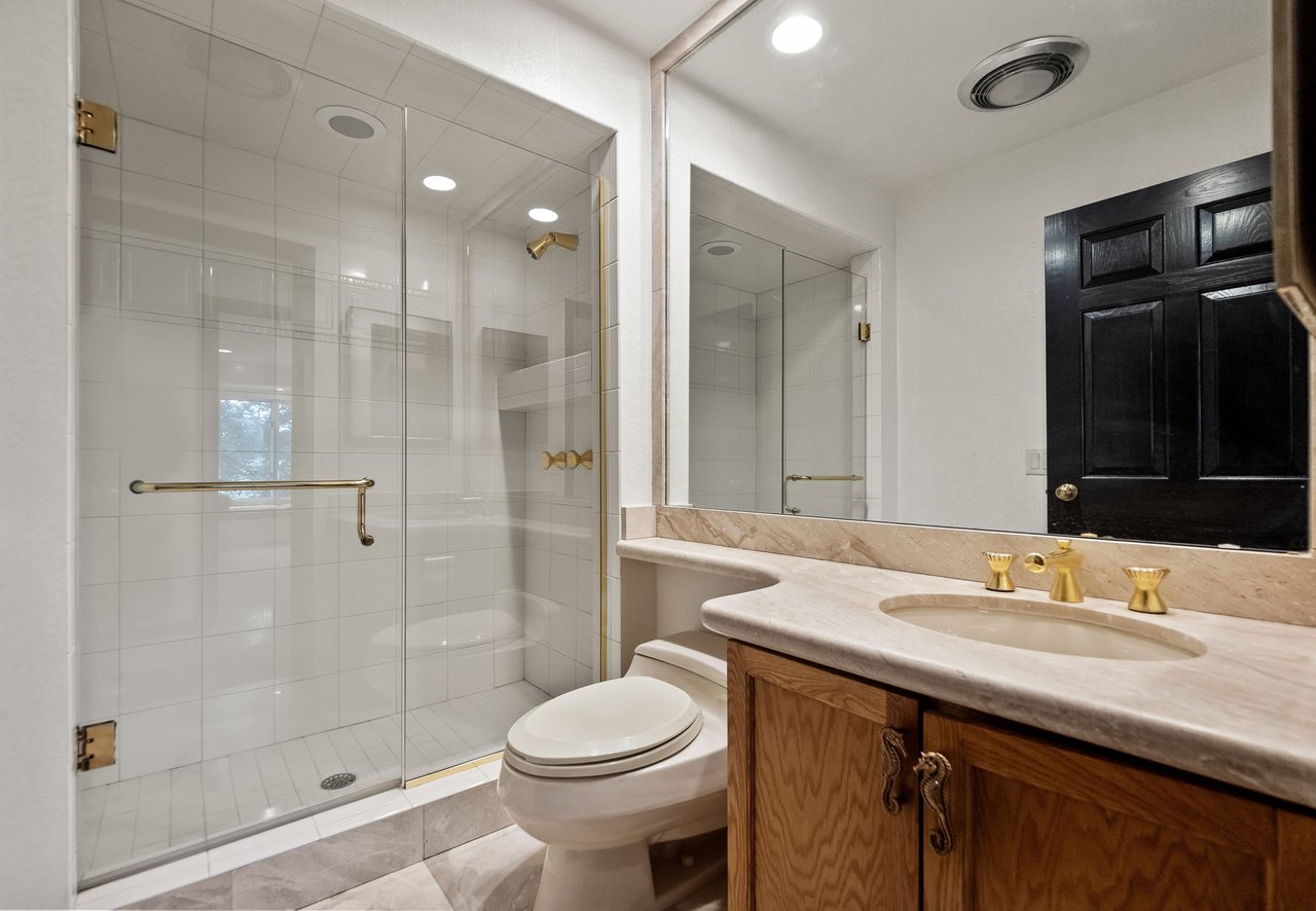 260 Woodwind Dr, Bloomfield Hills