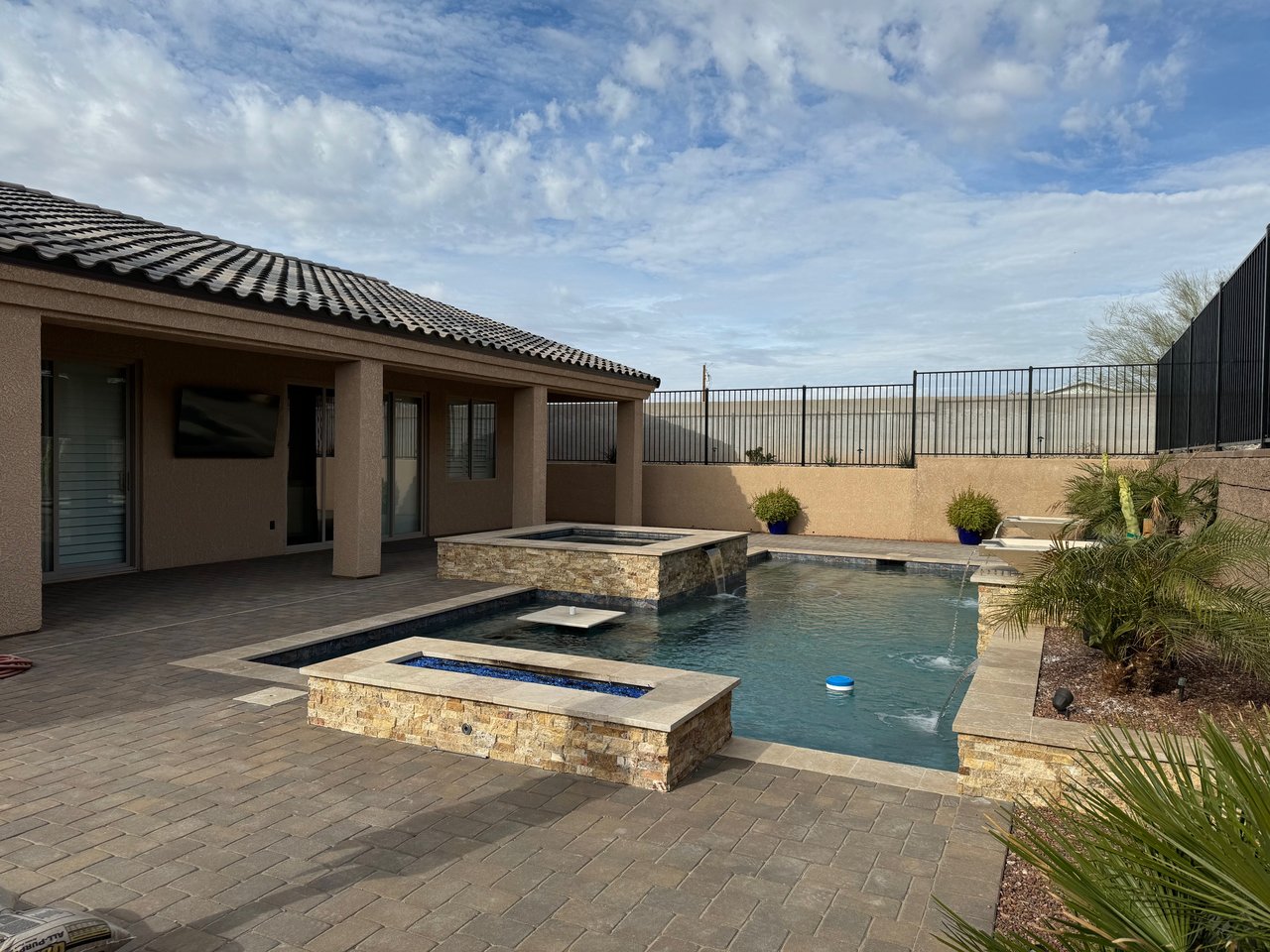3488 Oro Grande Blvd 