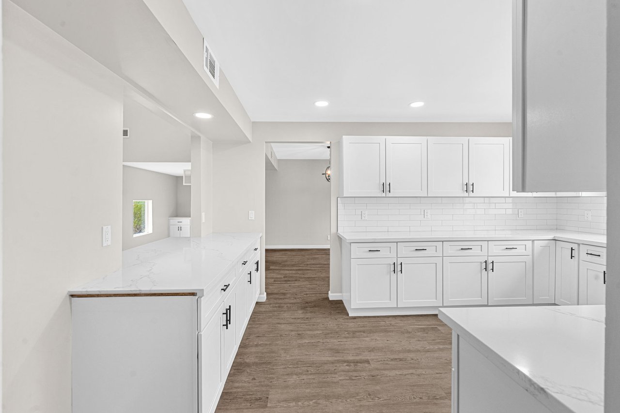 211 E CAMPO DESIERTO RD, Tempe, AZ 85288