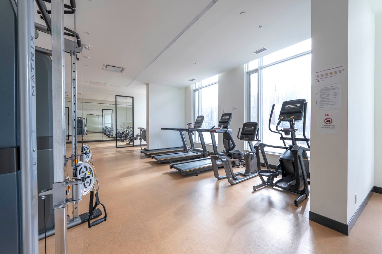 2 David Eyer Road, 525