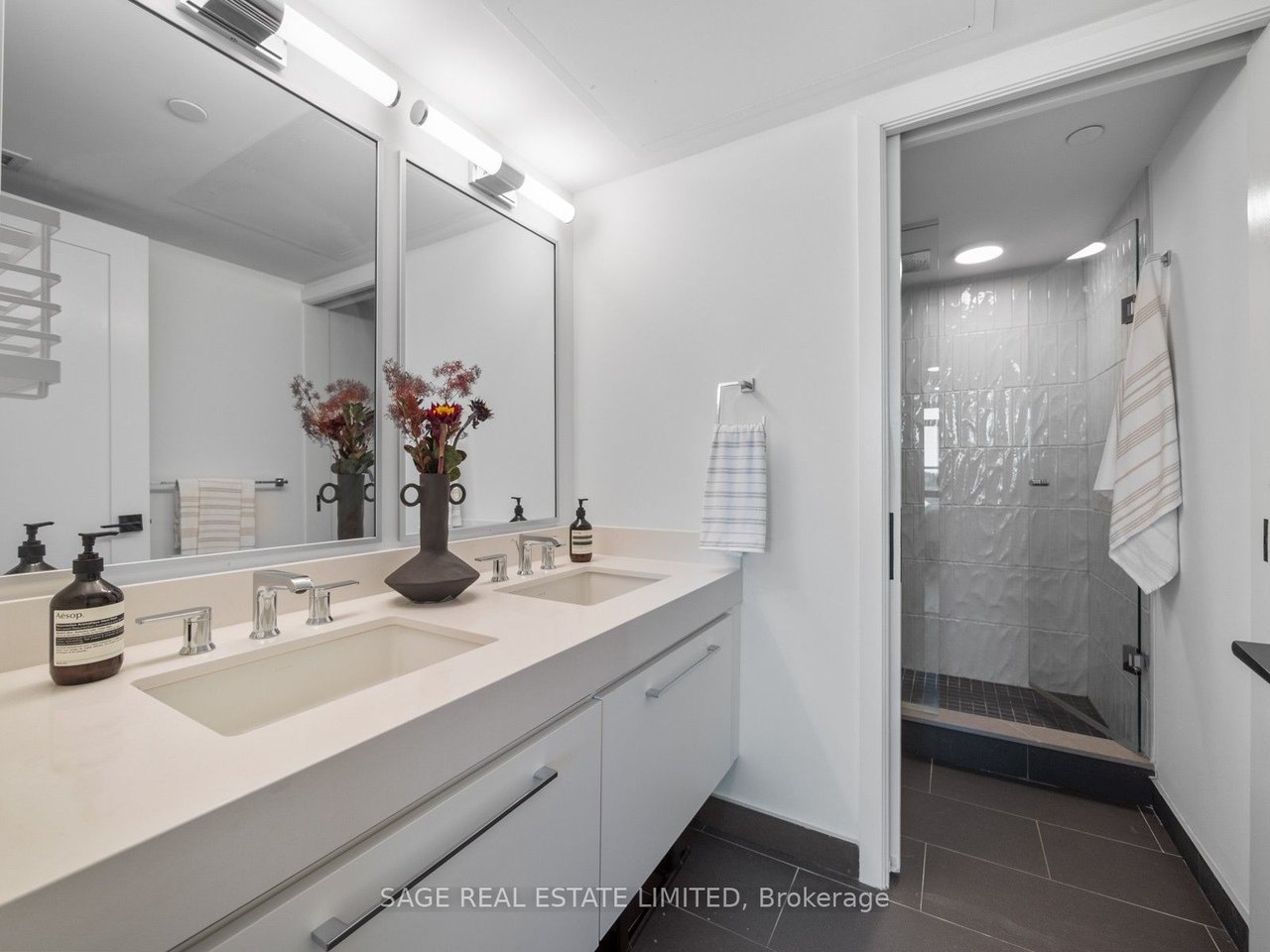 THE CARVALO PENTHOUSE