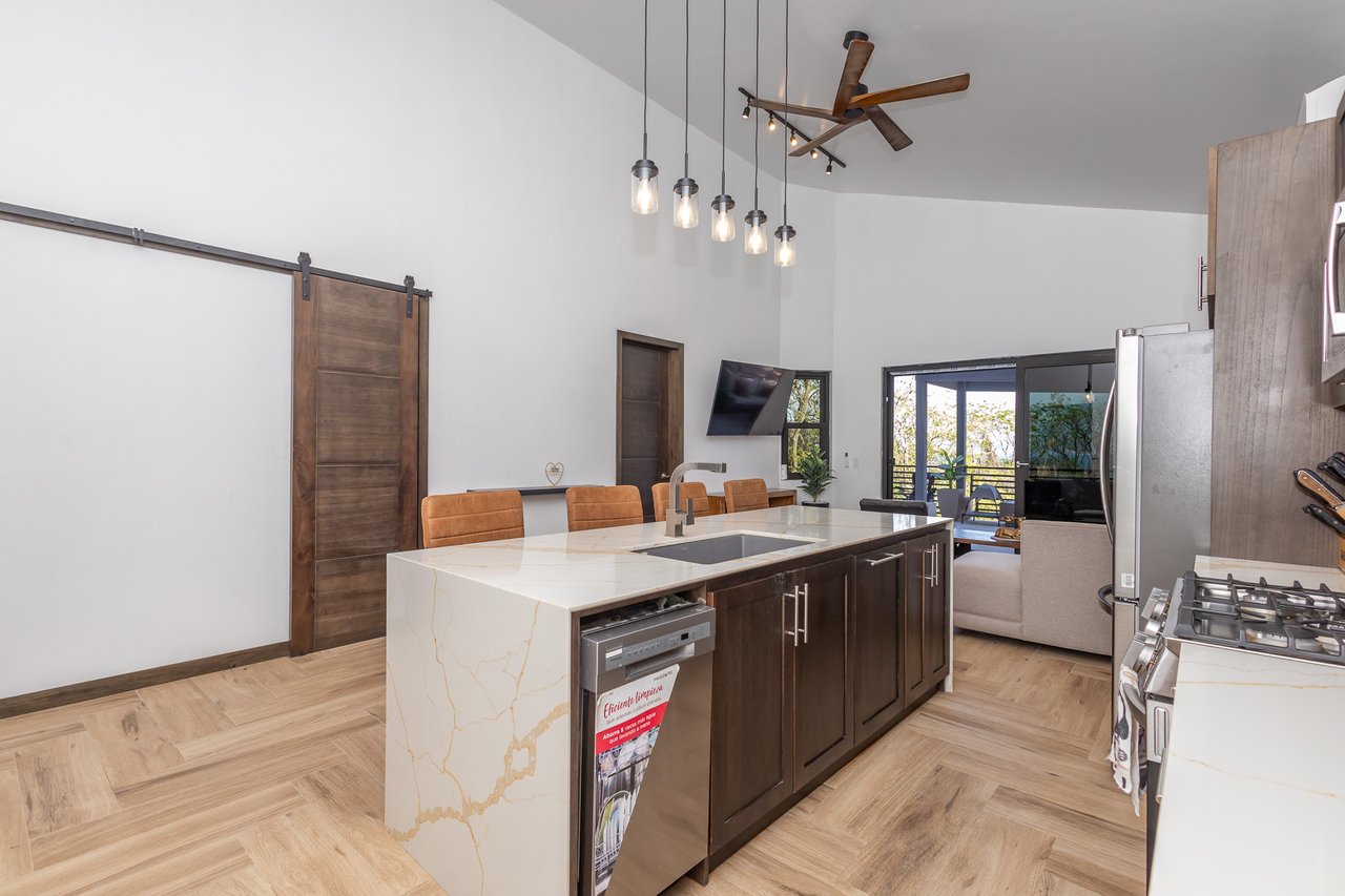 Forest Hill Home, Brass Hill