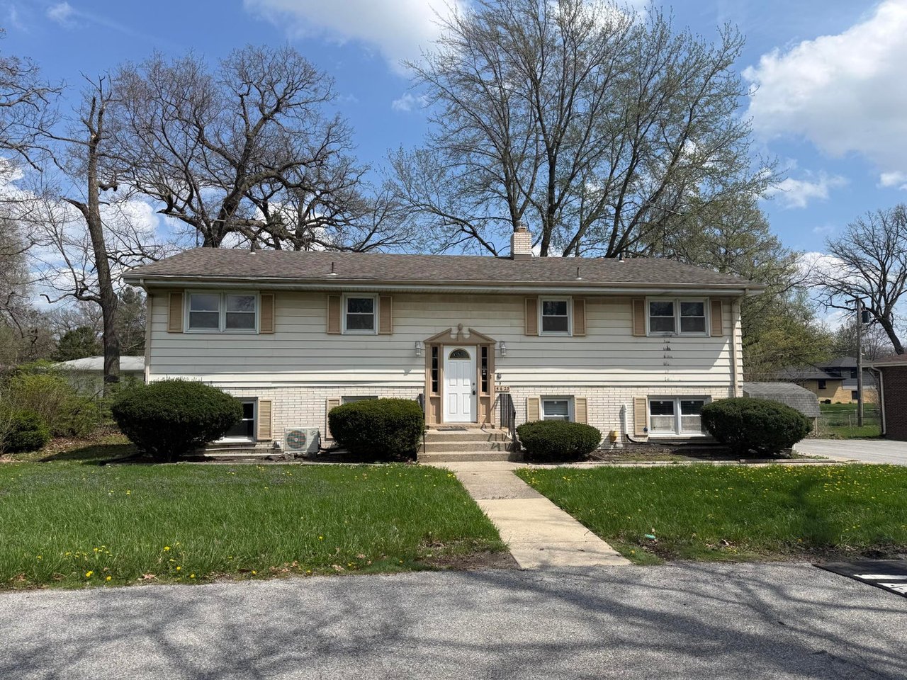 5625 Massachusetts Street | Merrillville, IN