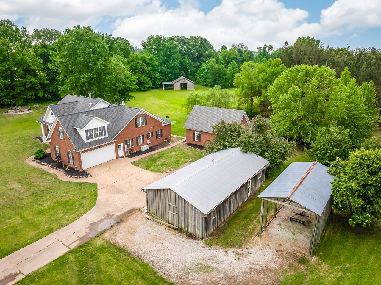 1095 CULBREATH RD