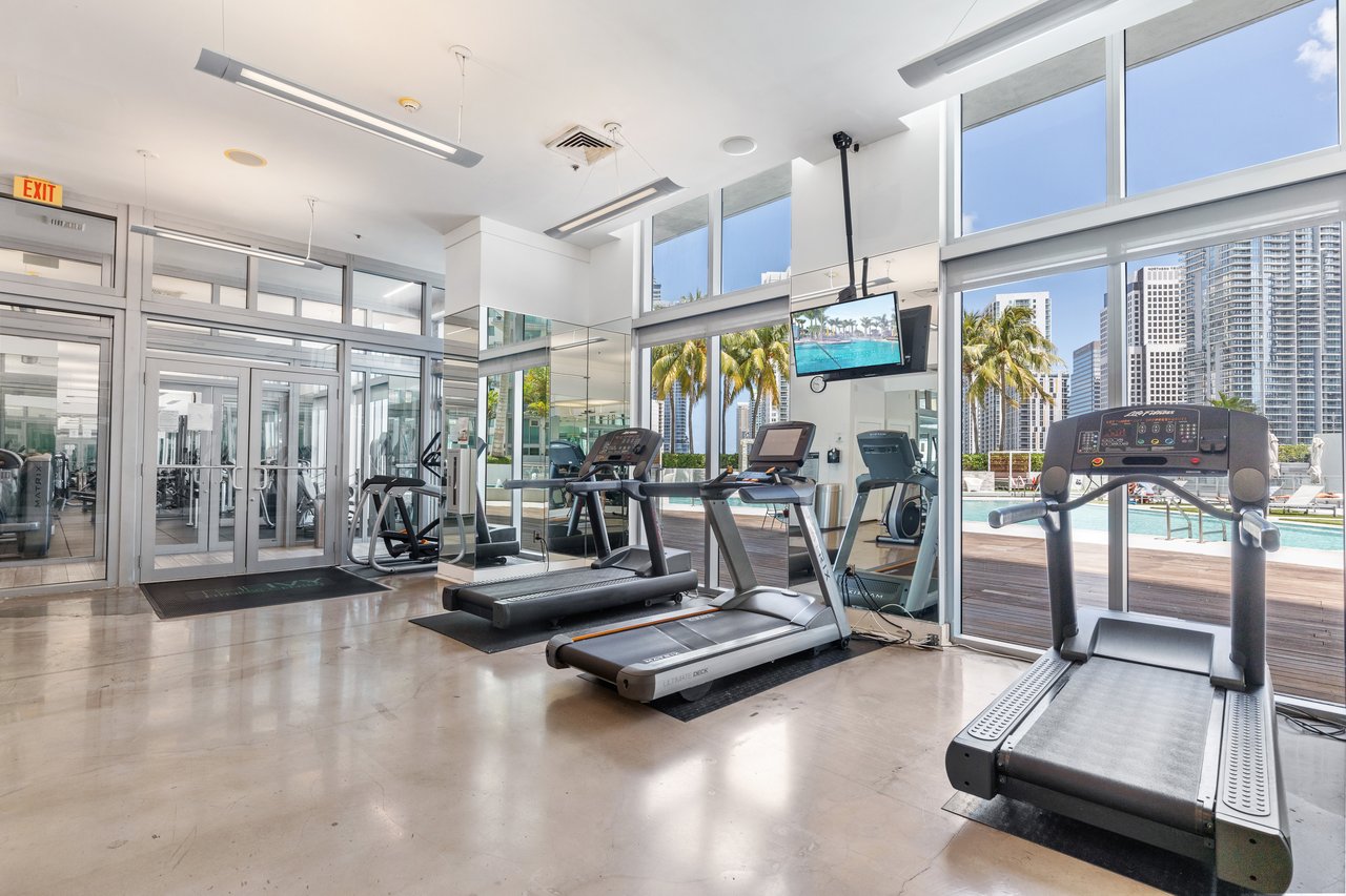 90 SW 3rd St Unit #3501 Miami 