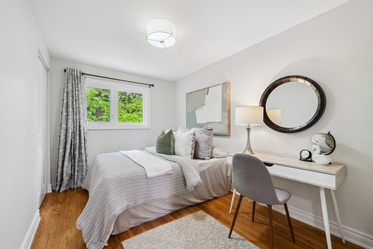 150 Orchard Heights