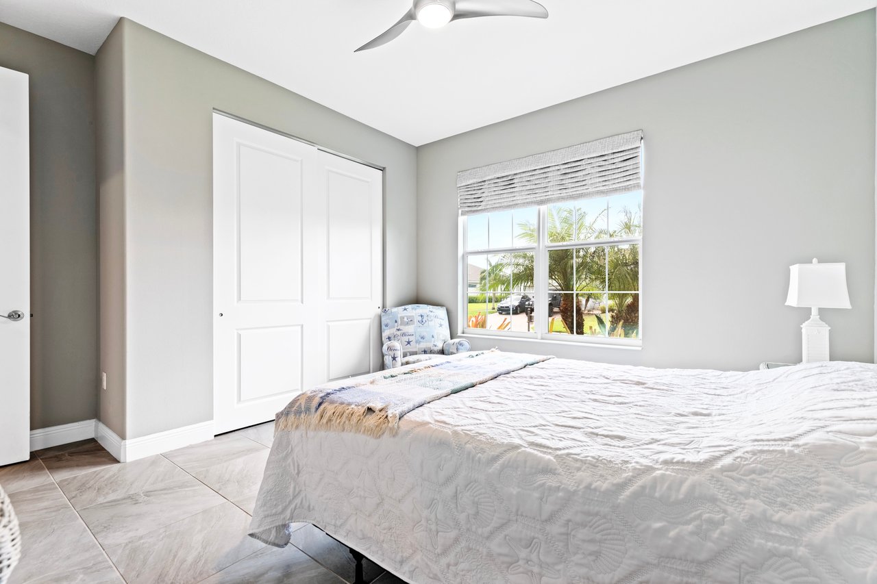 4777 Four Lakes Circle SW