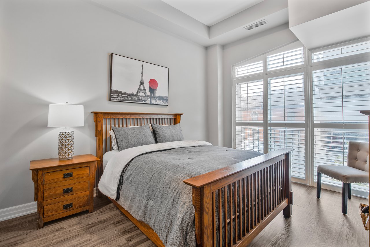 360 Pearl Street #201