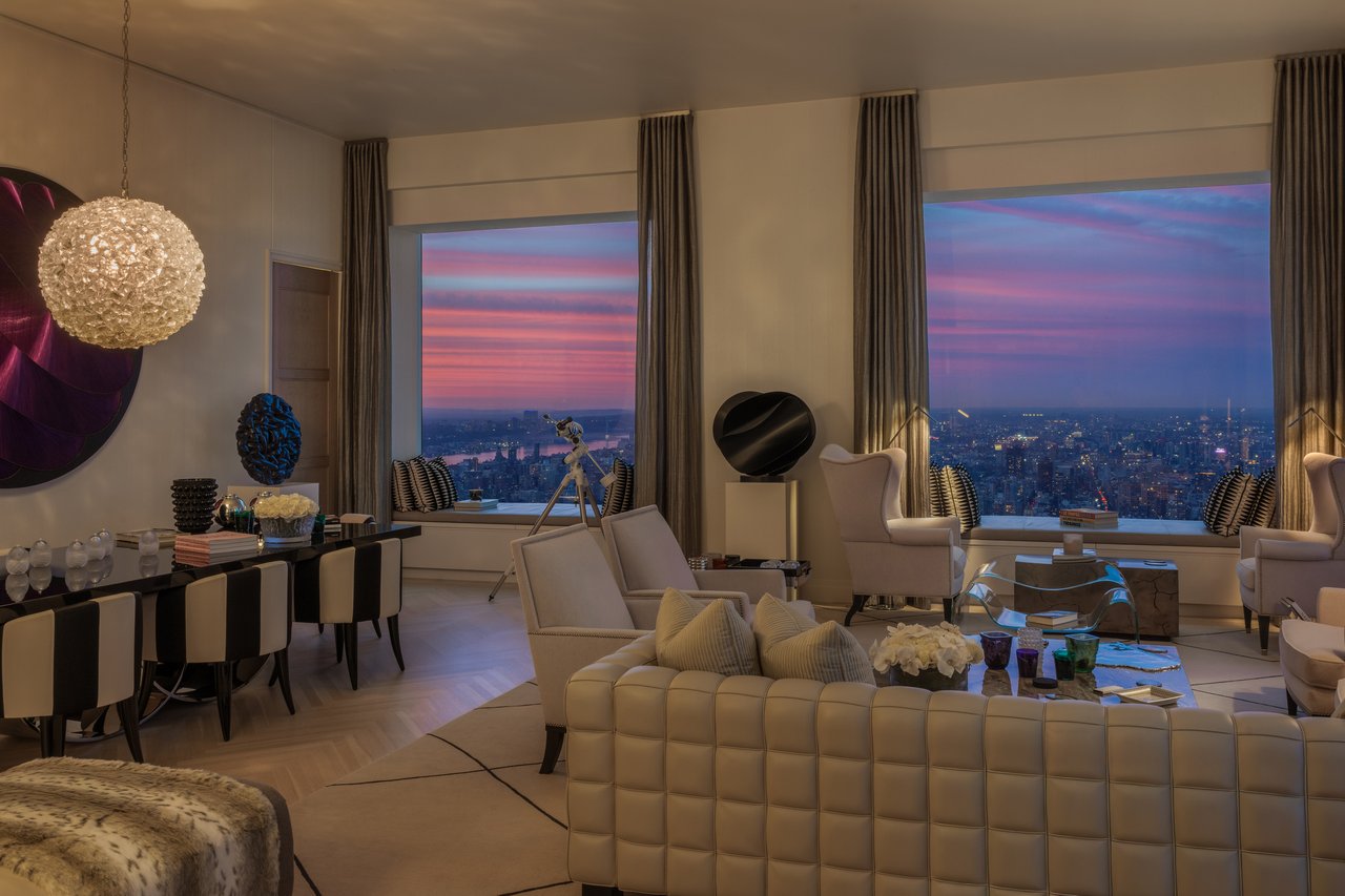 Residence 69, New York