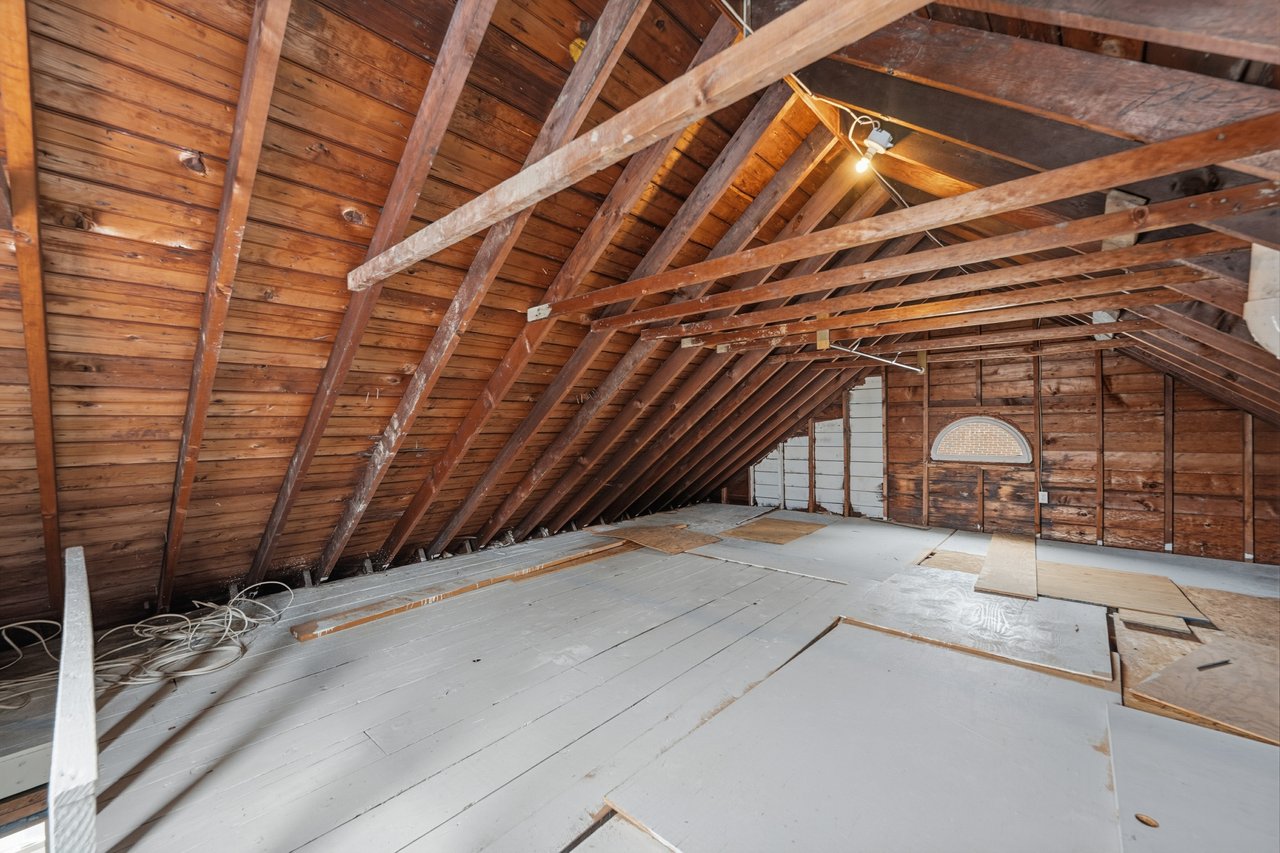 30 Lodge Rd, Belmont