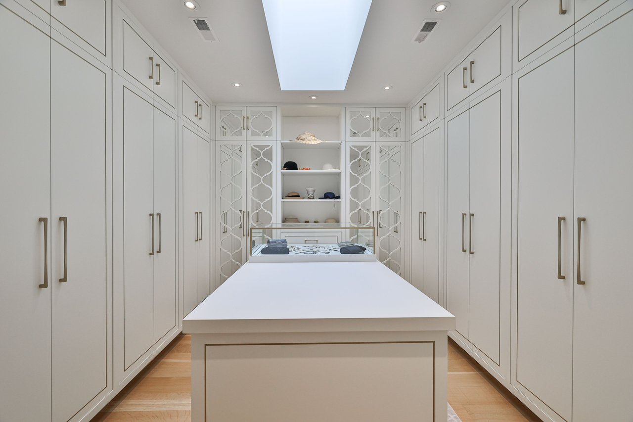 Exquisite Luxury Finishes
