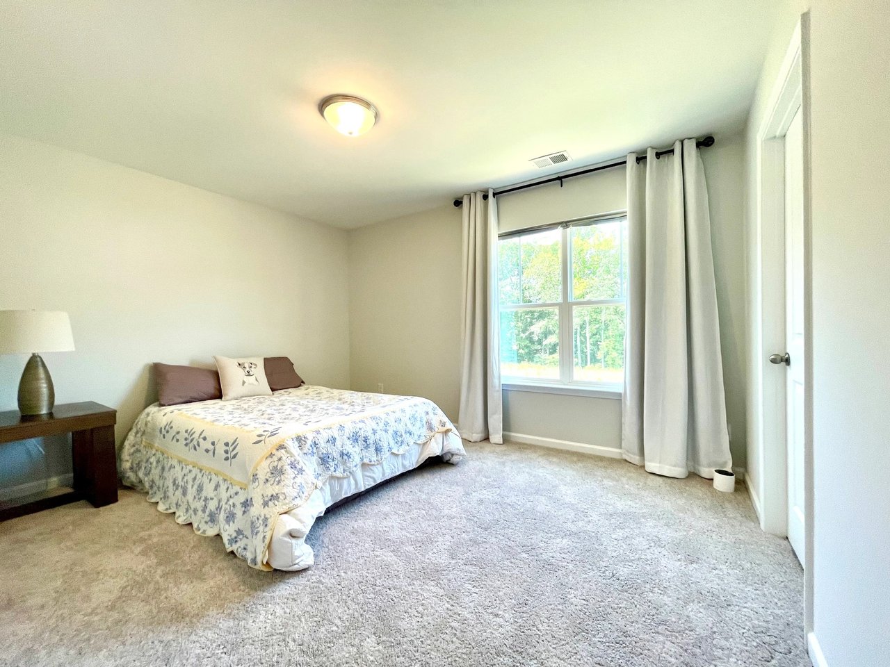 SOLD- Discover Modern Elegance: Move-In Ready Gem at 552 Bartoli Ct., Simpsonville SC – Offered by David Locke of Locke and Key Associates