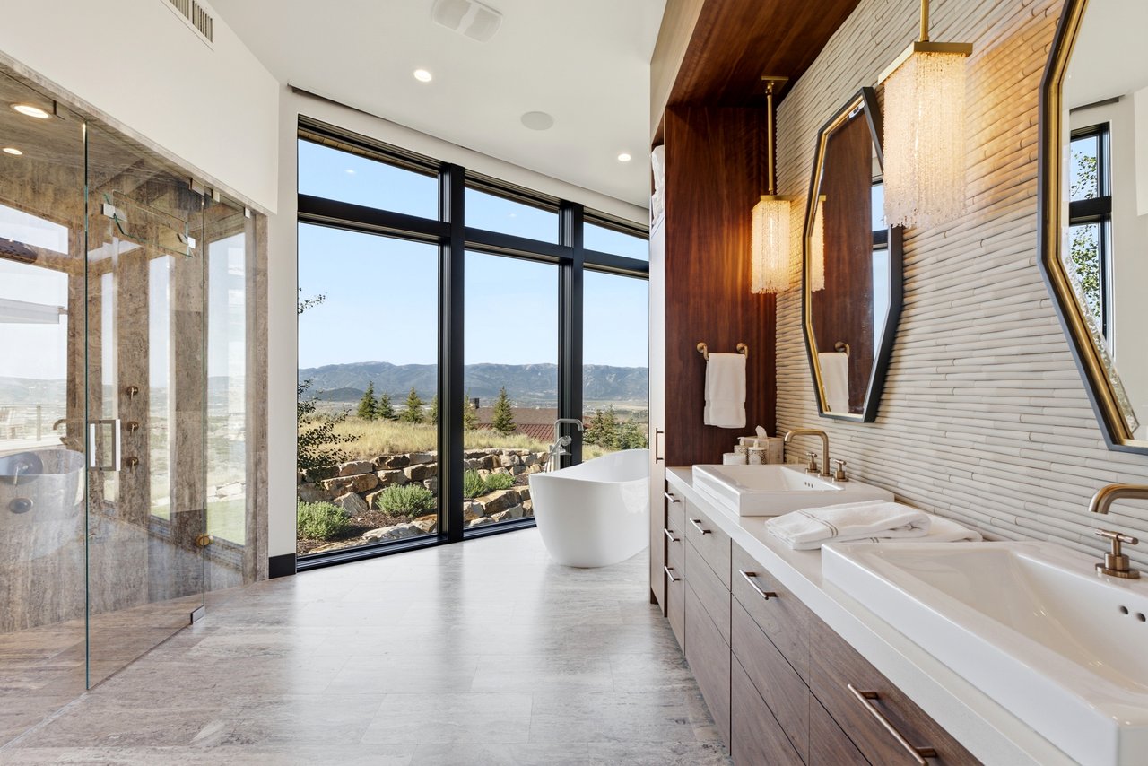 Top-of-Promontory Architectural Estate — Furnished & Turnkey - Front-Row Mountain Views