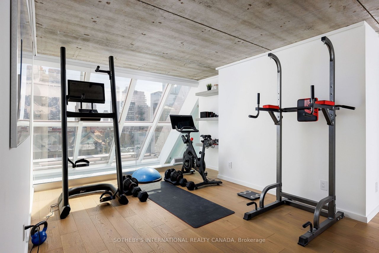 Rock Star King East Two-Storey Penthouse