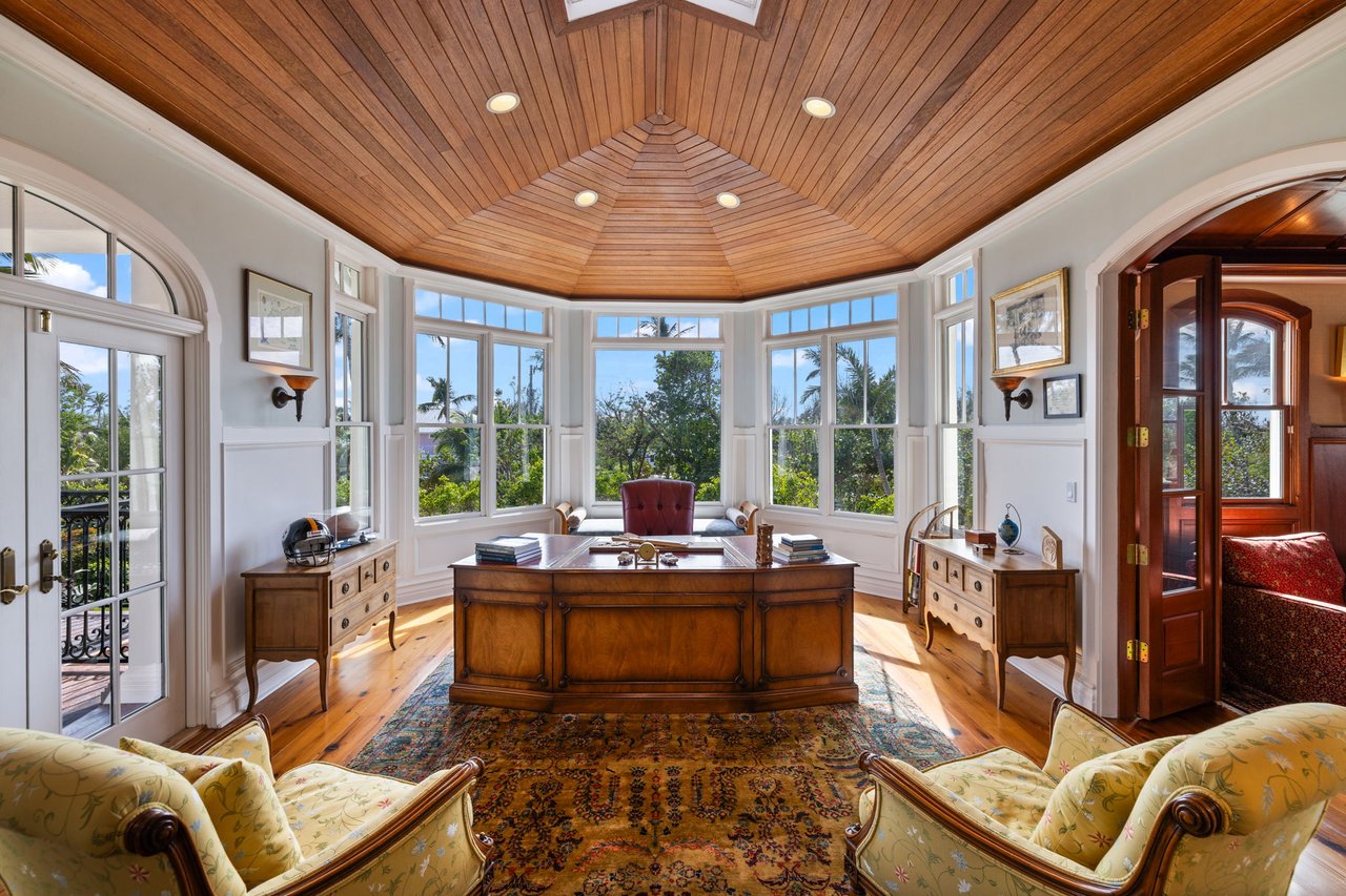 16475 Captiva Dr