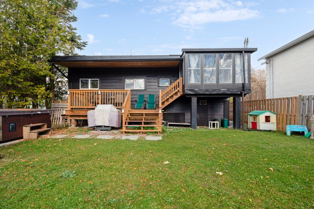 12 Schooner Lane