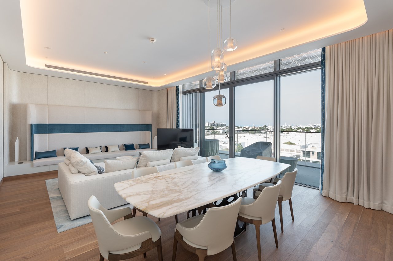 Four Seasons Private Residences - Apartment