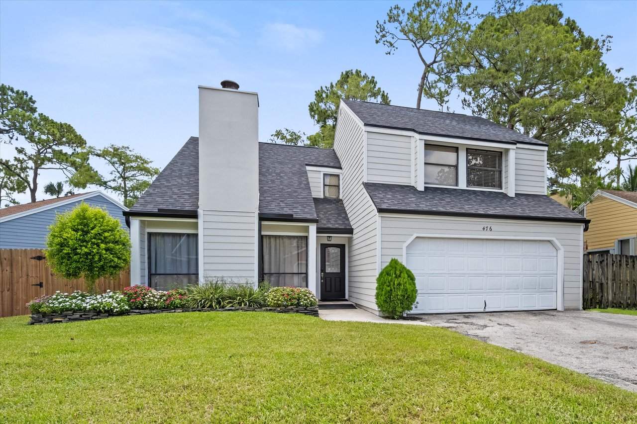 476 Goldenwood Way
