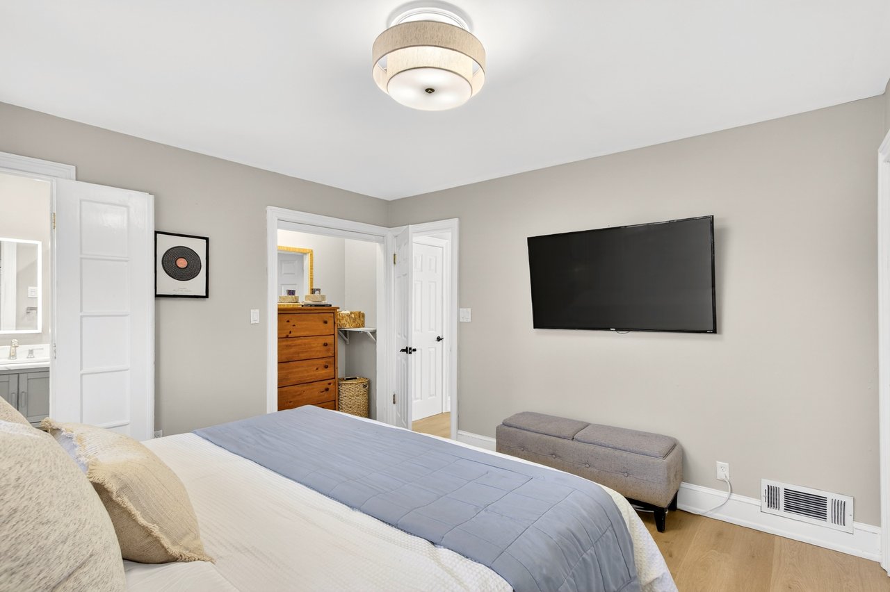 1840 Timothy Drive NE