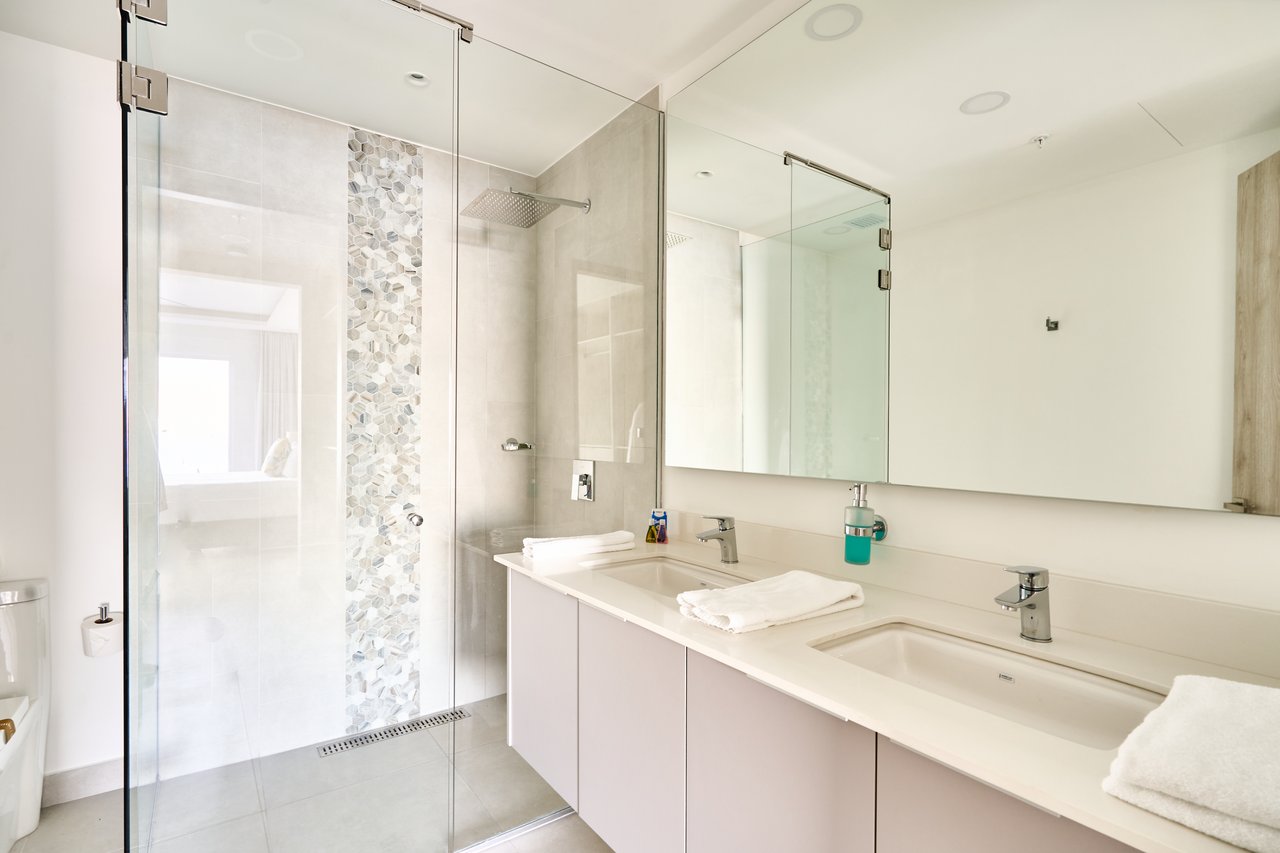 Residencia La Vista Tower C – 3 Bedroom | Elevated Ocean-View Living in Playa Tamarindo