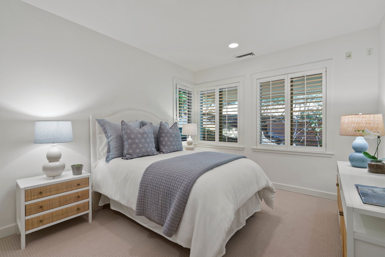 15 Orinda View