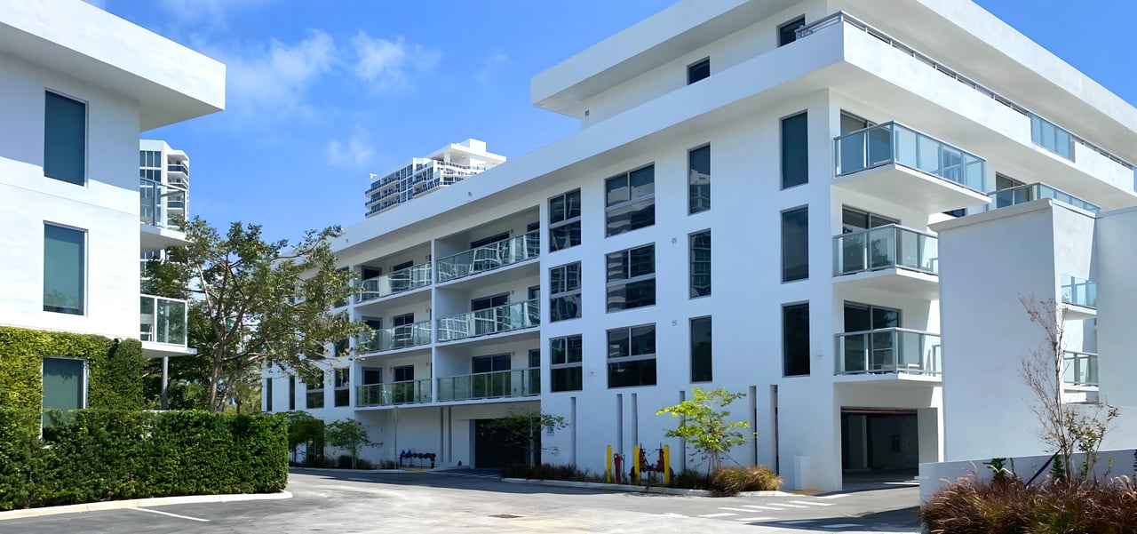 Beach Haus Bal Harbour Residences