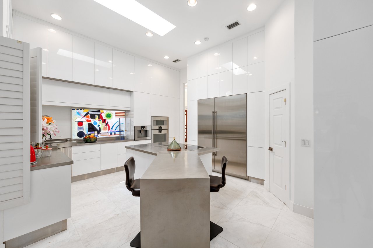 6709 SW 17th Terrace Rd