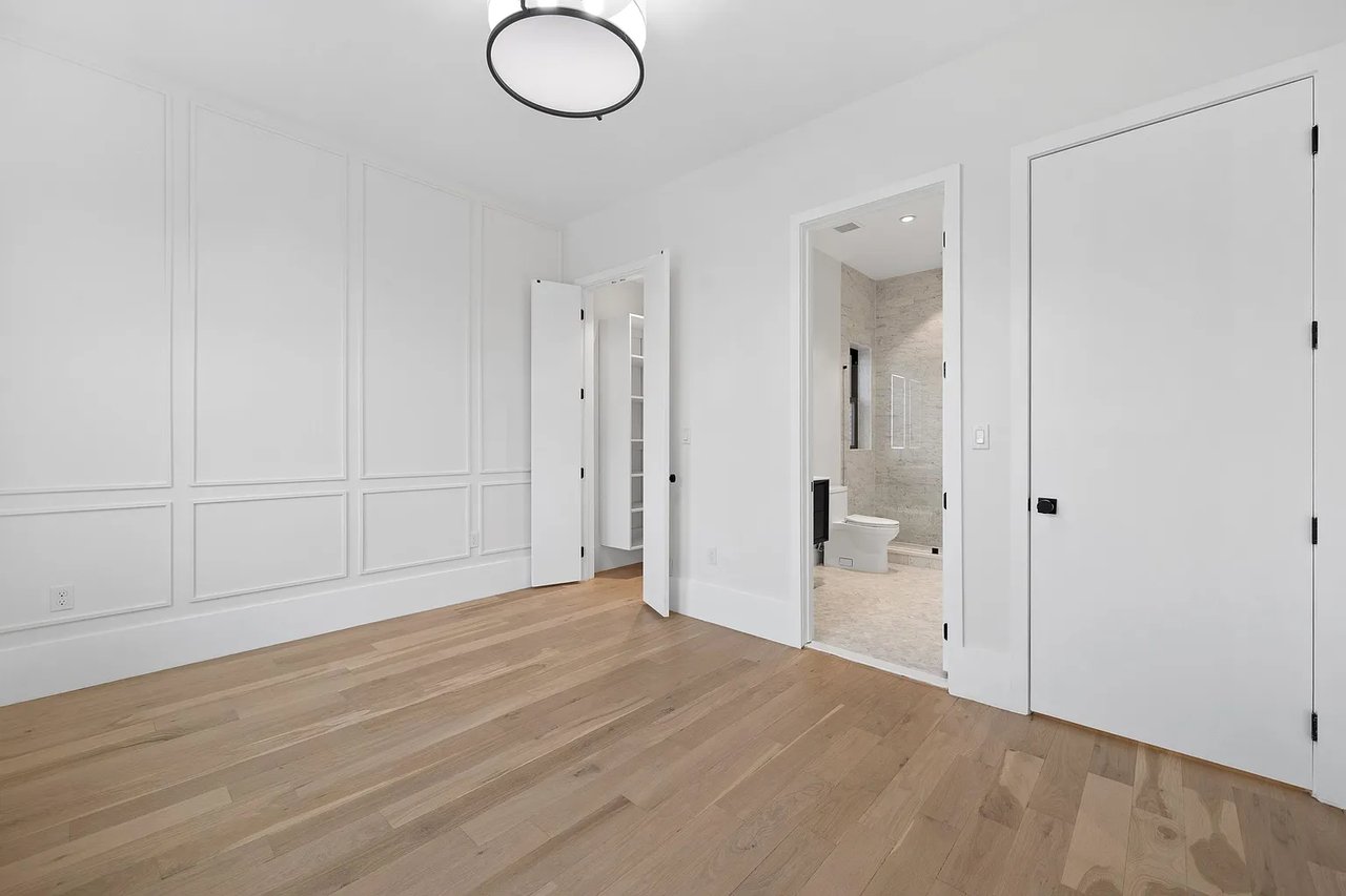 339 Palisade Ave #4