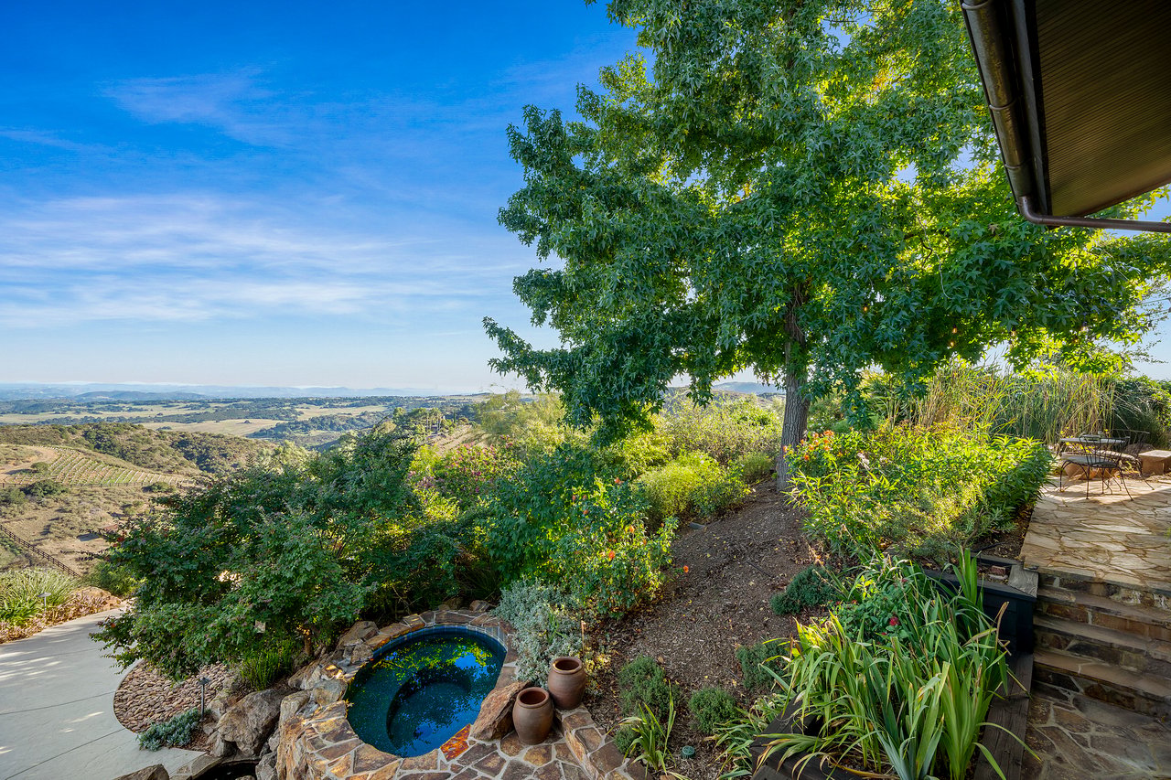 41005 Valle Vista