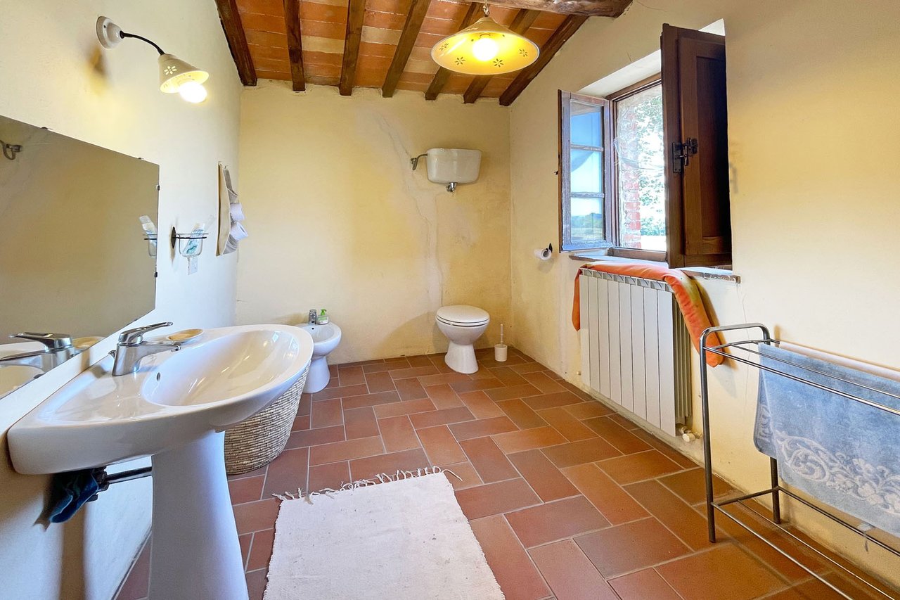 CASALE SANDRA