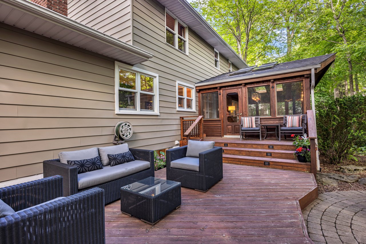 1346 Whiteoaks Avenue, Mississauga