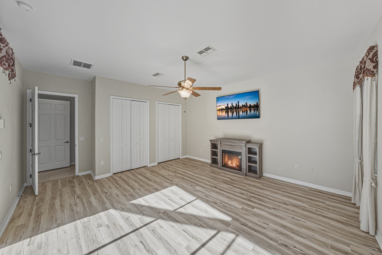 12852 GRAND TRAVERSE DR