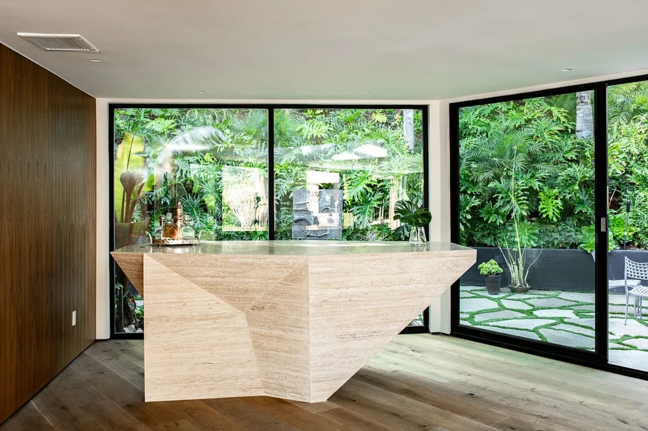 1883 Rising Glen Rd, Sunset Strip