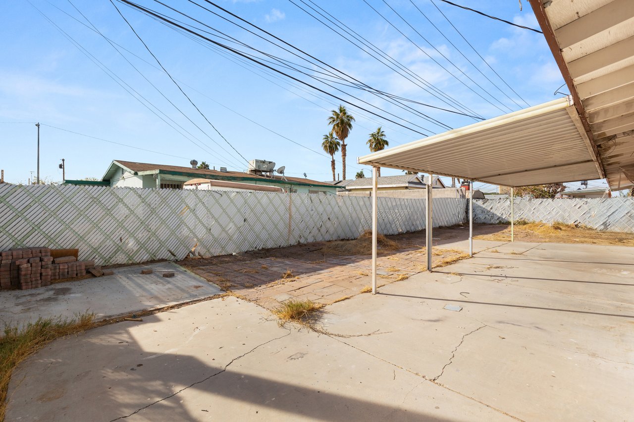 851 Toni Avenue