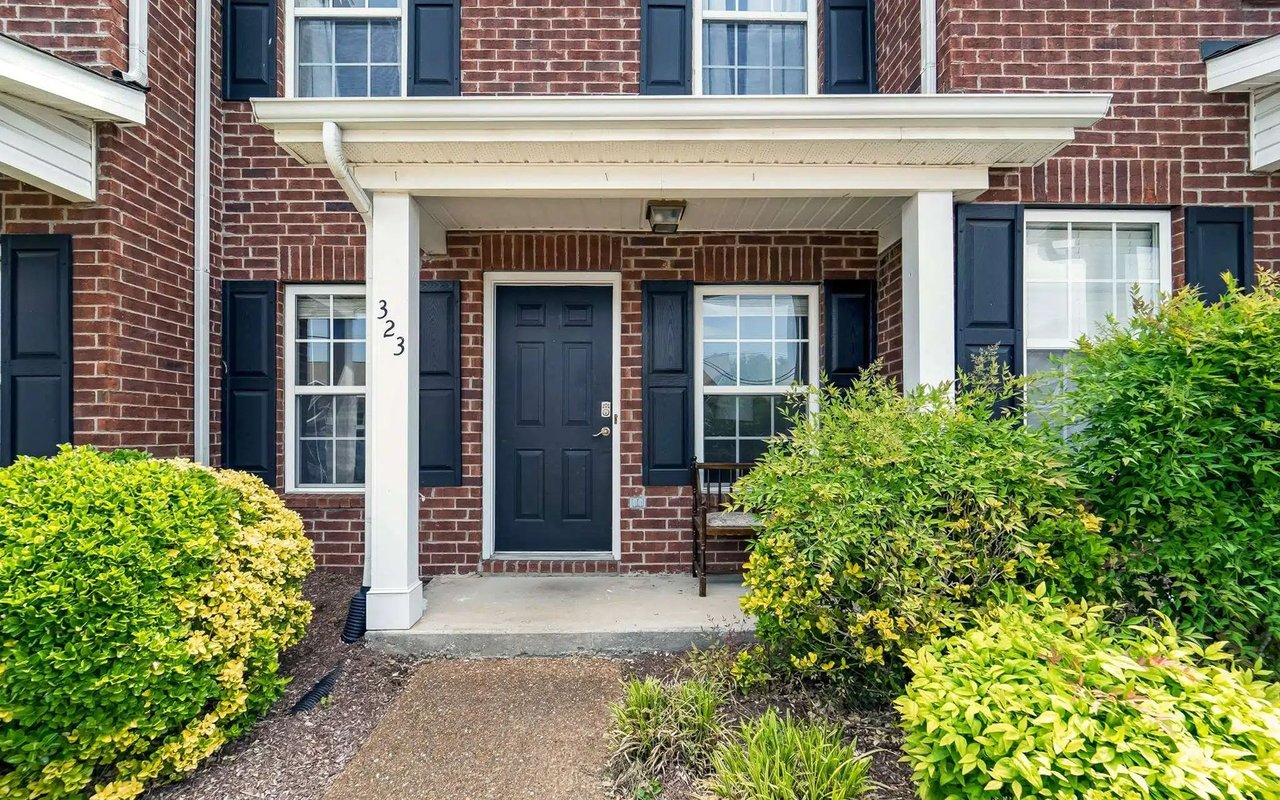 Sold! Gorgeous Renovated Smyrna Townhome
