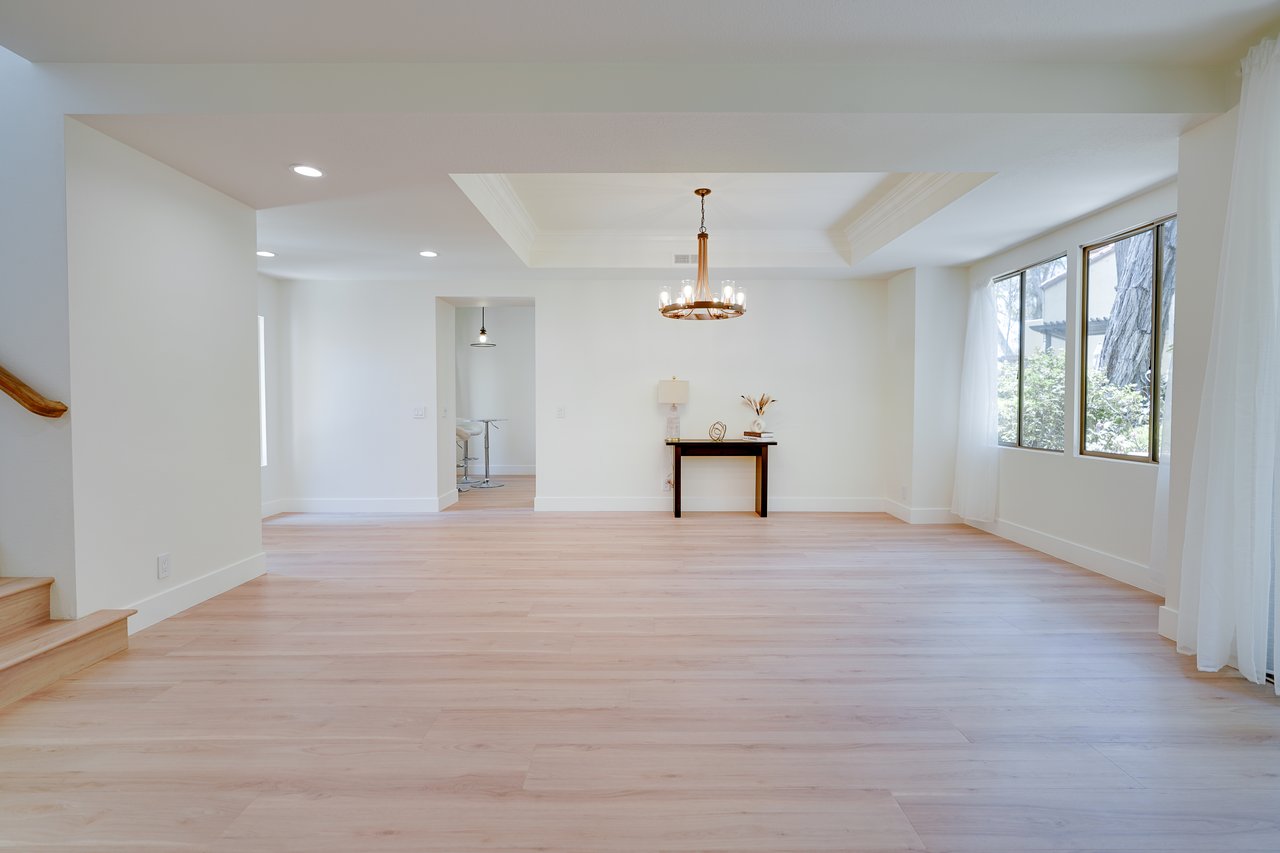 417 Bay Hill Drive 