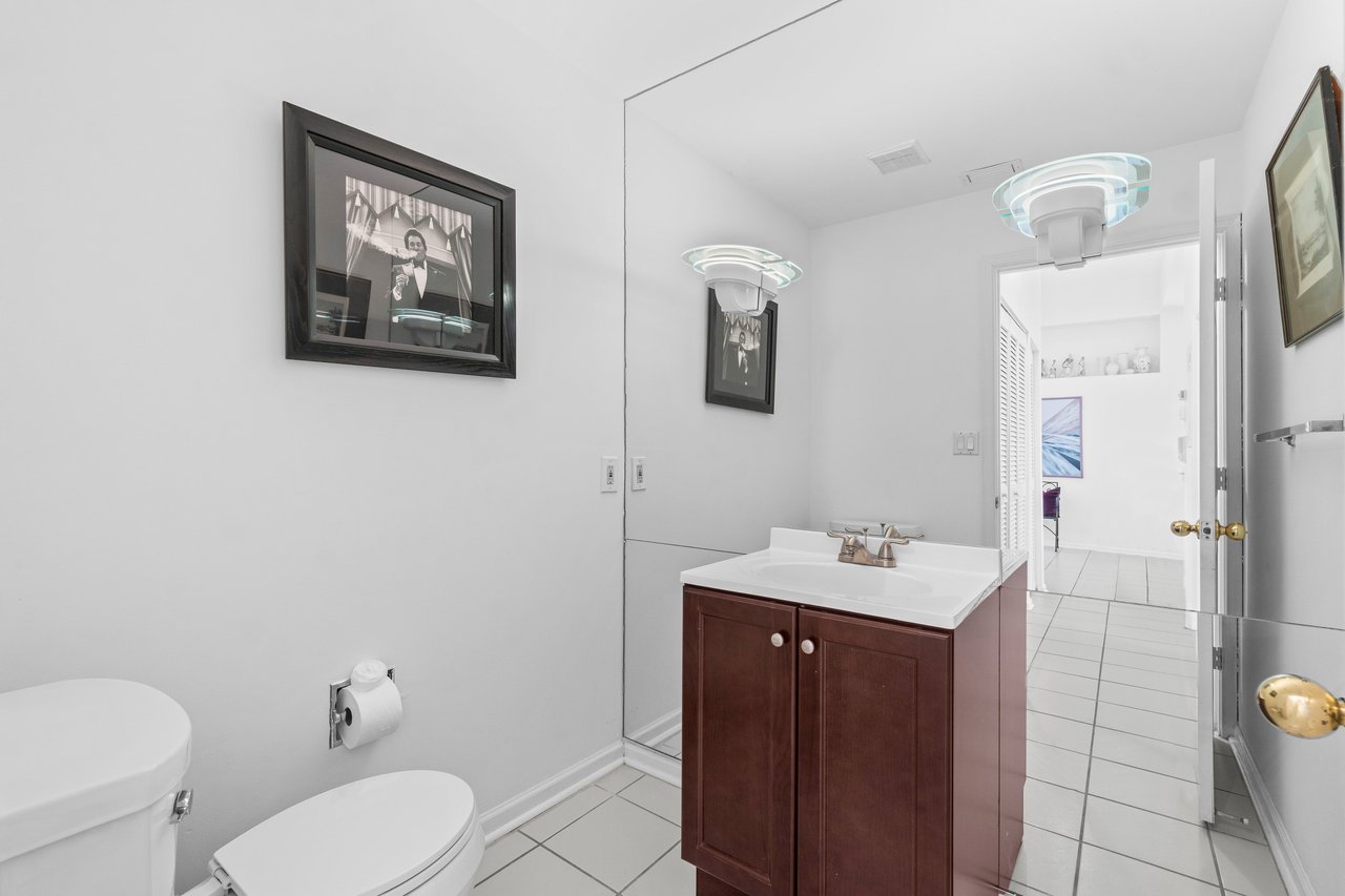 5142 Lake Catalina Drive B