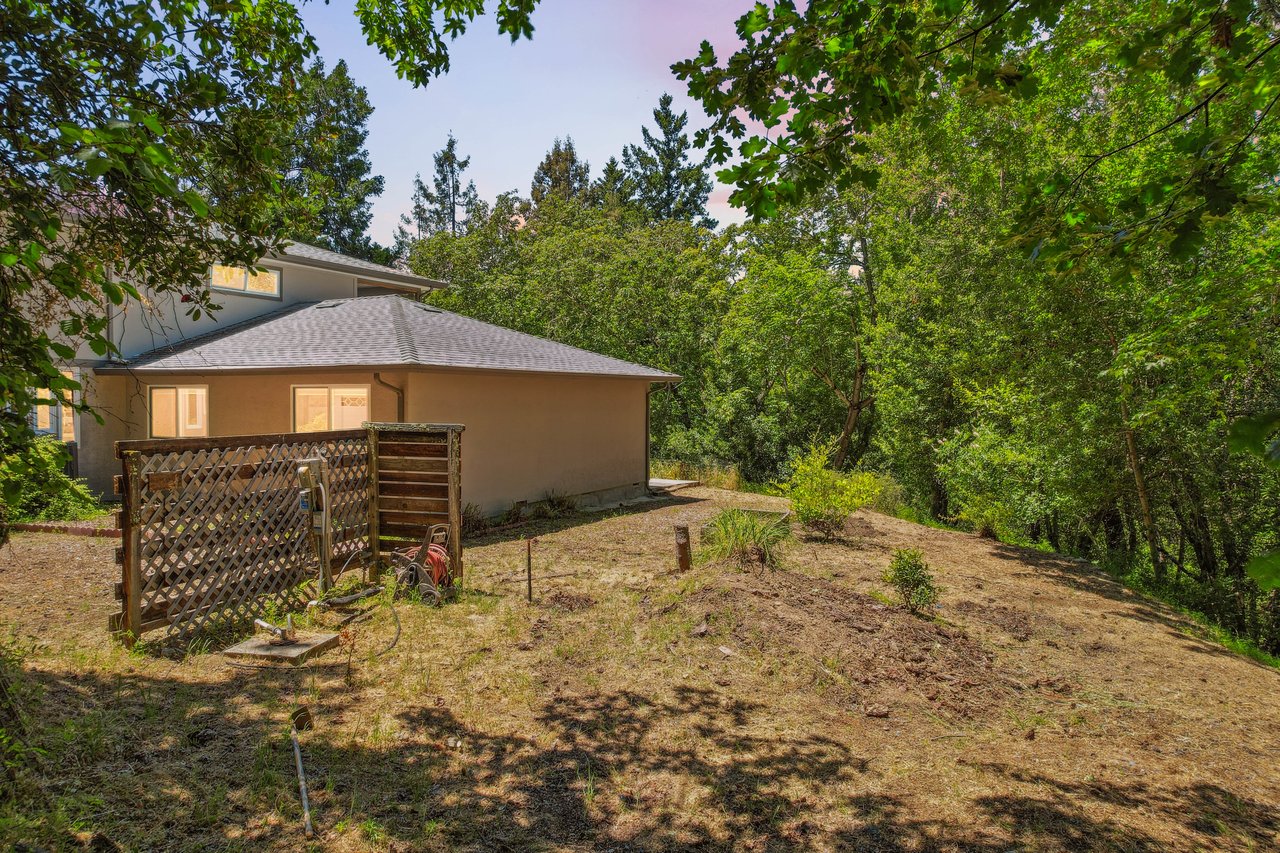 24895 Skyland Road