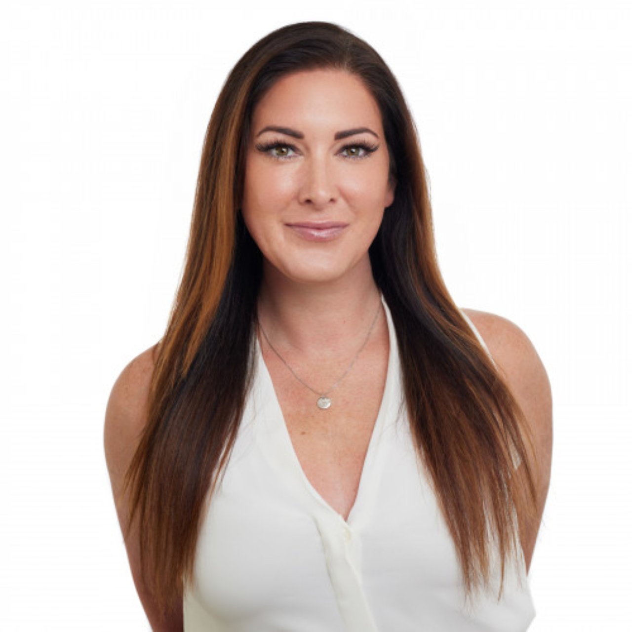 Aimee Manser Calgary, AB Real Estate Agent Headshot
