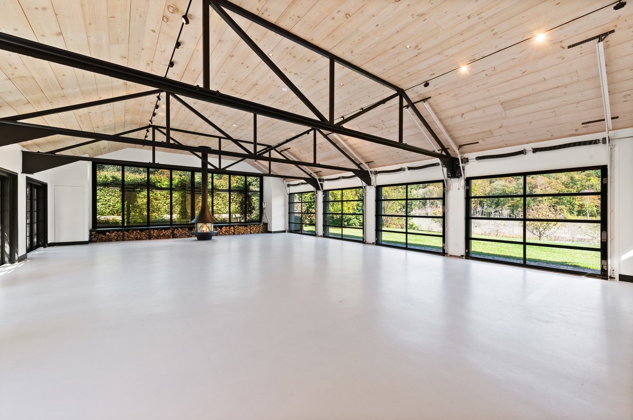 Brook Hollow Farm