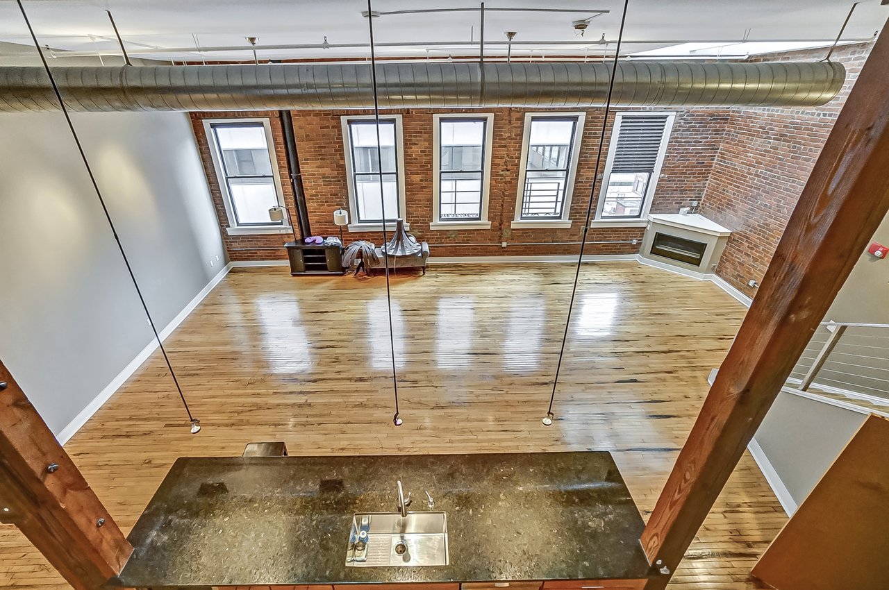 26 E 6th St. (3 units available.) #702, #802 #803