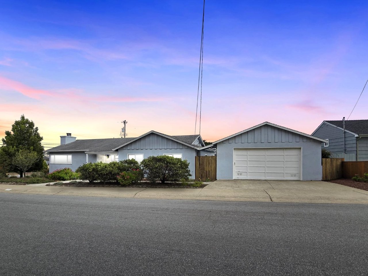 792 Maddux Dr