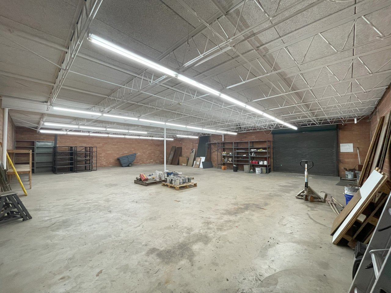 1202 N Flores | For Lease