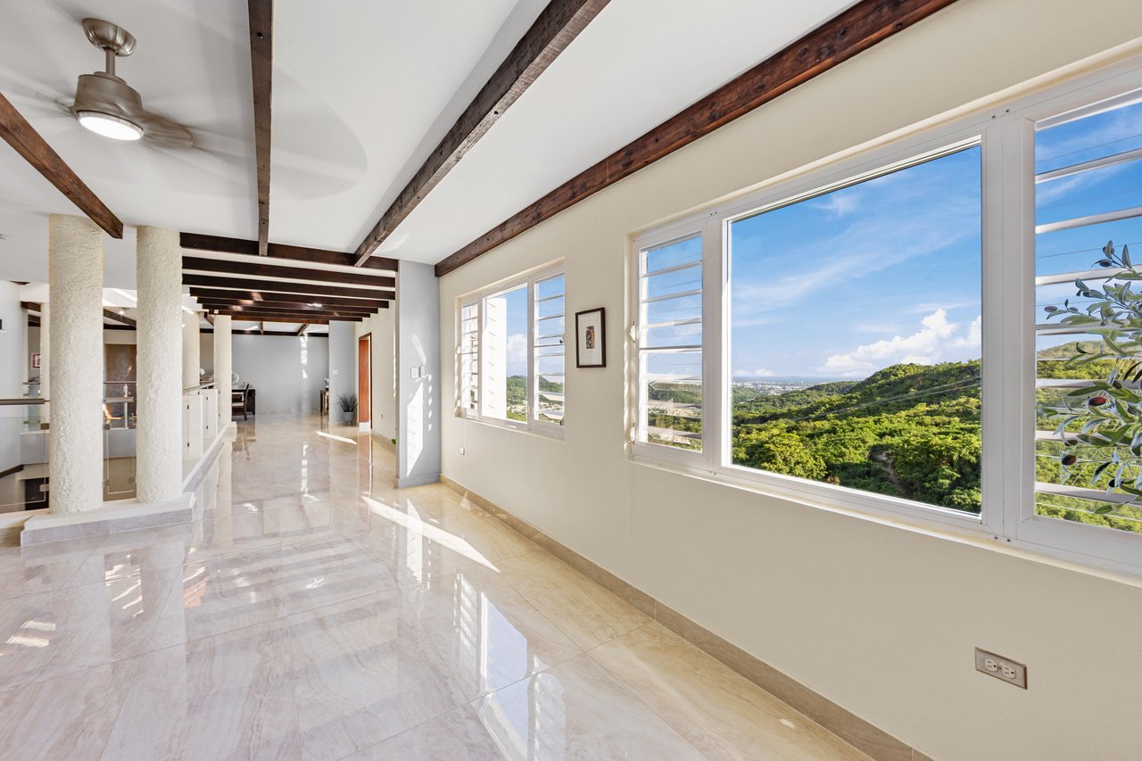 PR-132 #5 URB. MANSIONES DEL SUR