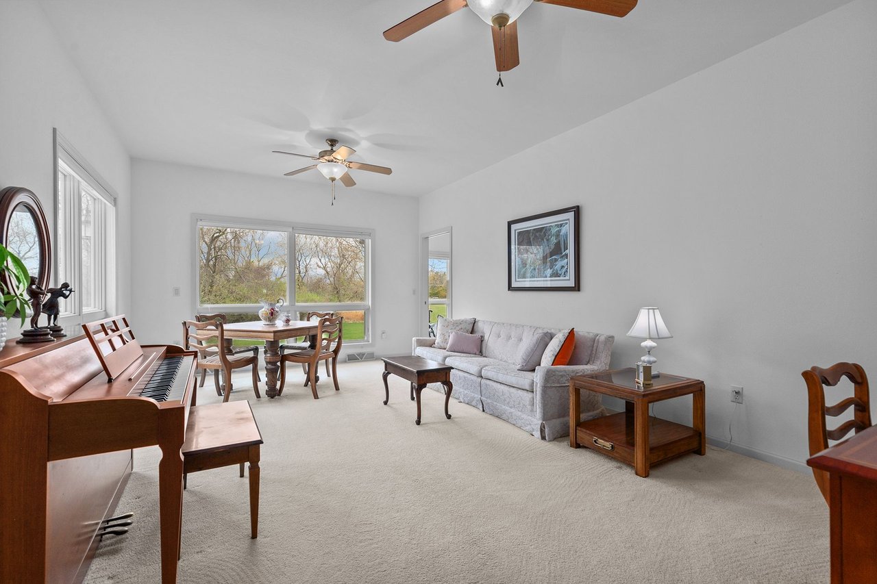 N4725 N Lakeshore Drive