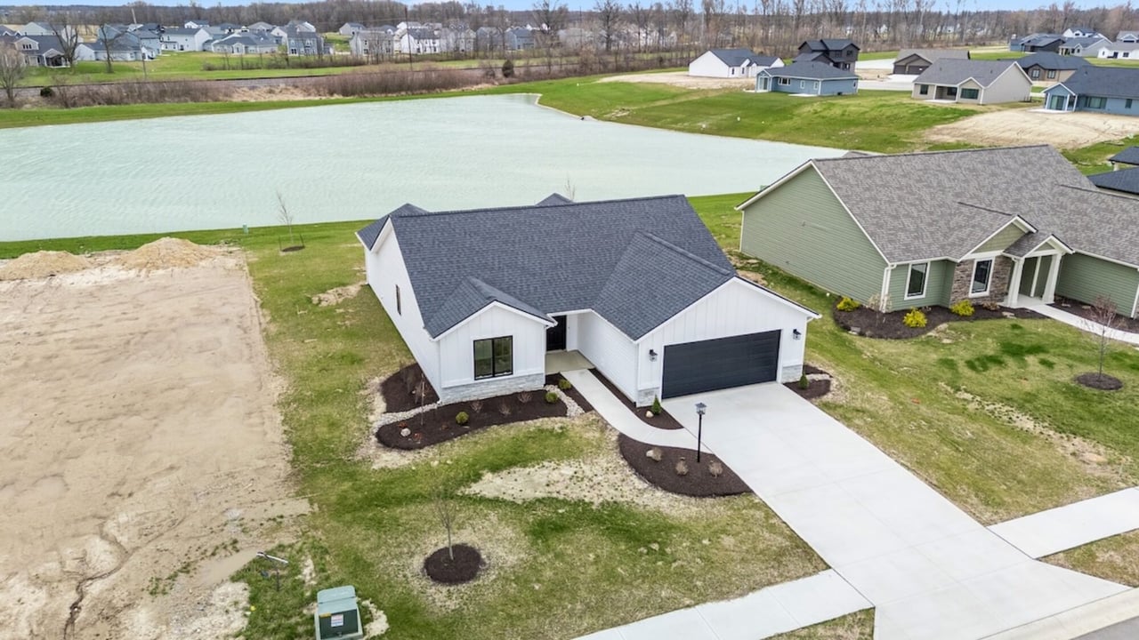 1092 Zenos Blvd